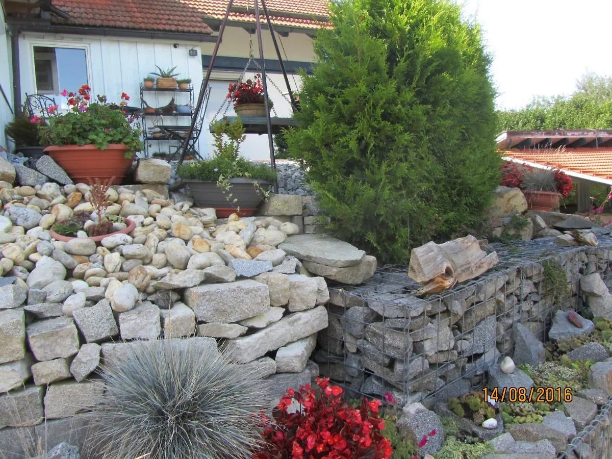 Apartment Fuer Zwei Neukirchen vorm Wald